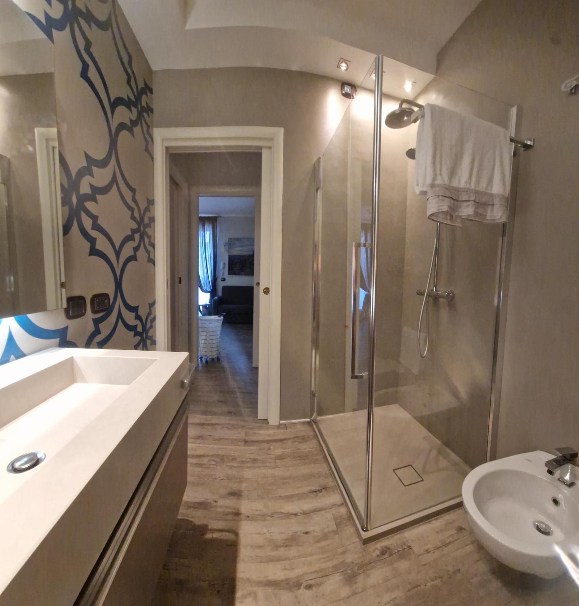 Desenzano Luxury Apartment *